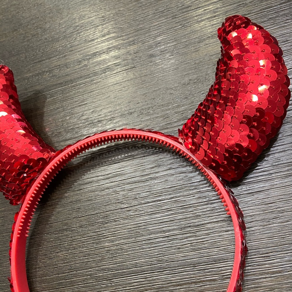 Red sequin devil headband - Picture 2 of 4